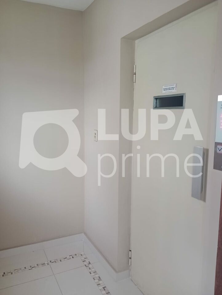 Apartamento para alugar com 3 quartos, 140m² - Foto 4