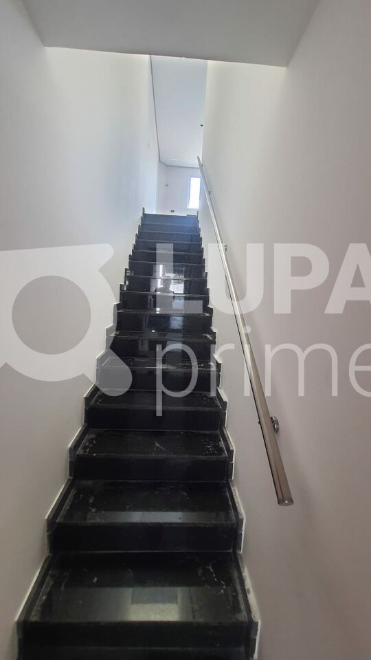 sobrado-venda-sao-paulo-parada-inglesa-3dormitorios-3suites-4vagas-180m2-LS43352