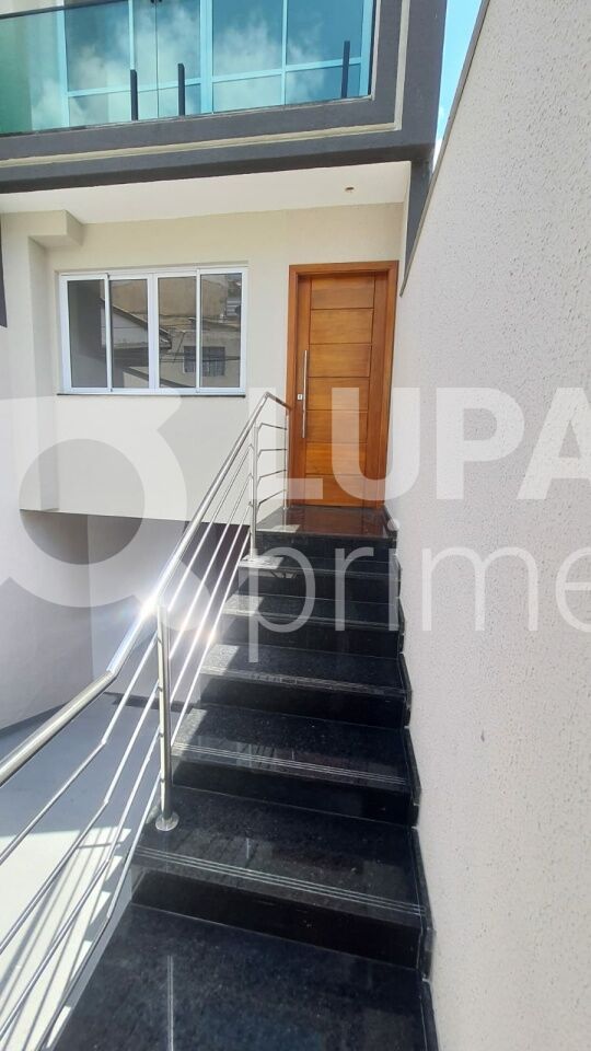 sobrado-venda-sao-paulo-parada-inglesa-3dormitorios-3suites-4vagas-180m2-LS43352