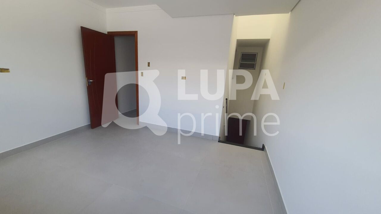 sobrado-venda-sao-paulo-parada-inglesa-3dormitorios-3suites-4vagas-180m2-LS43353