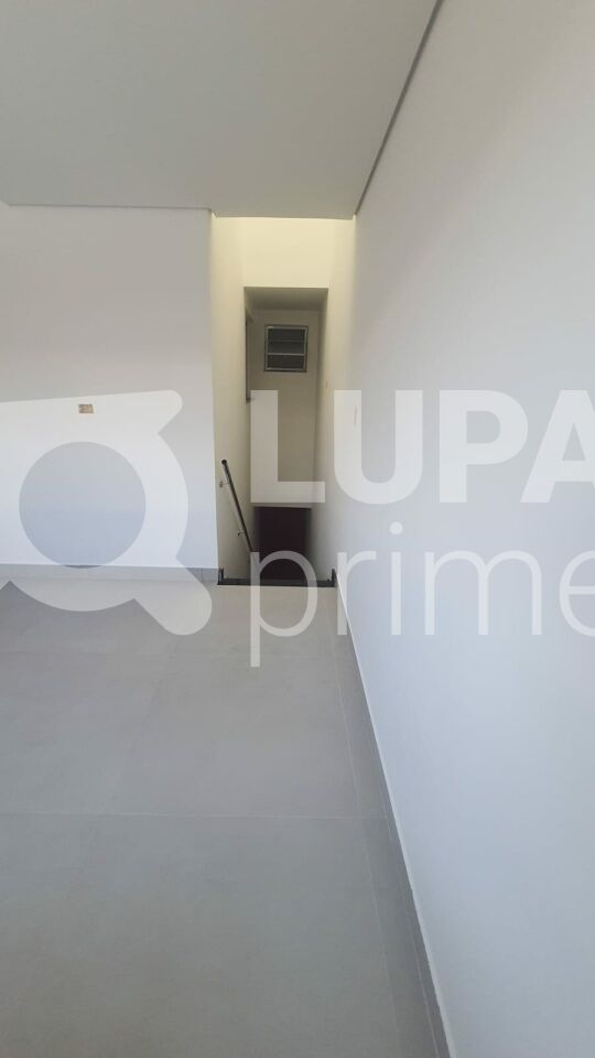 sobrado-venda-sao-paulo-parada-inglesa-3dormitorios-3suites-4vagas-180m2-LS43353