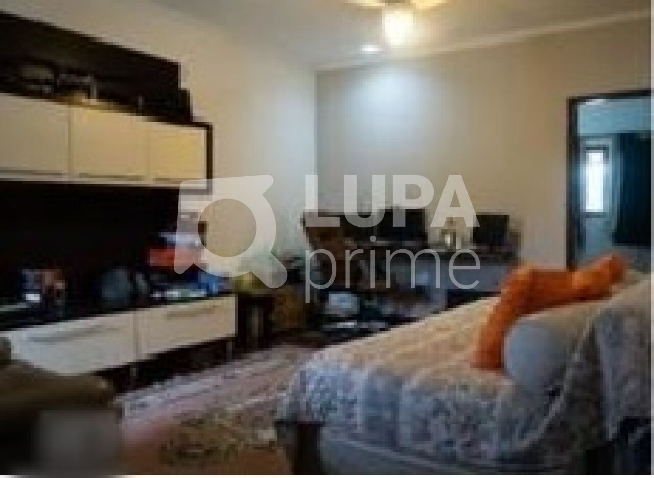 sobrado-venda-sao-paulo-conjunto-residencial-santa-terezinha-4dormitorios-3vagas-430m2-LS43369