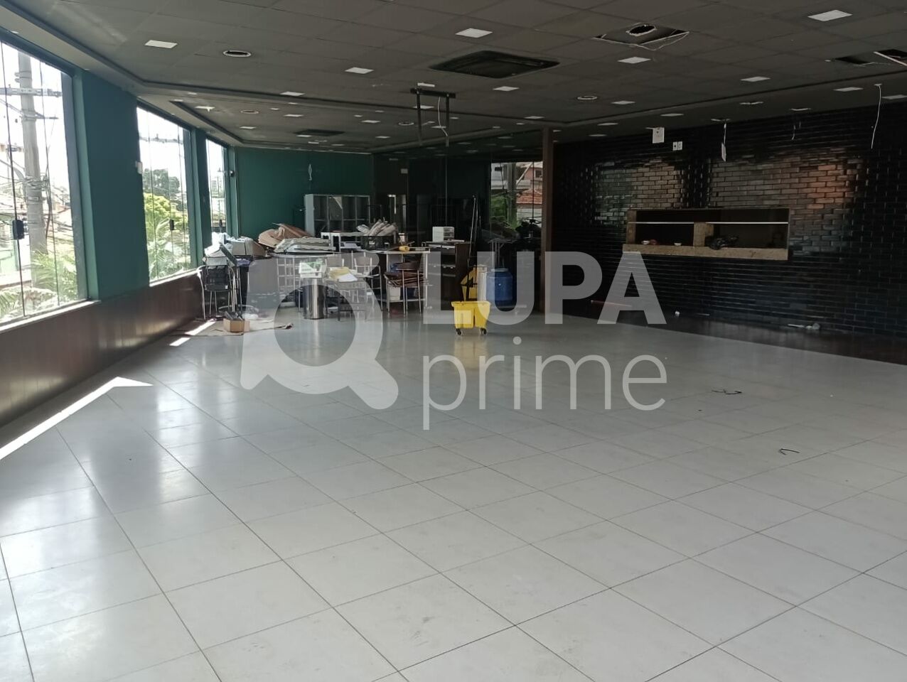 predio-locacao-sao-paulo-agua-fria-20vagas-900m2-LS43453