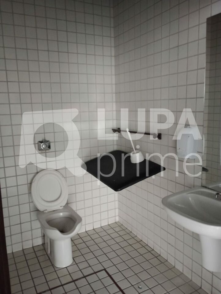 predio-locacao-sao-paulo-agua-fria-20vagas-900m2-LS43453