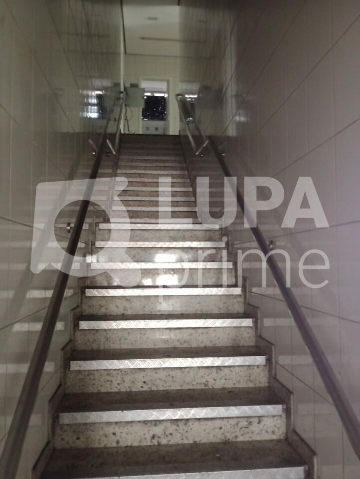 predio-locacao-sao-paulo-agua-fria-20vagas-900m2-LS43453