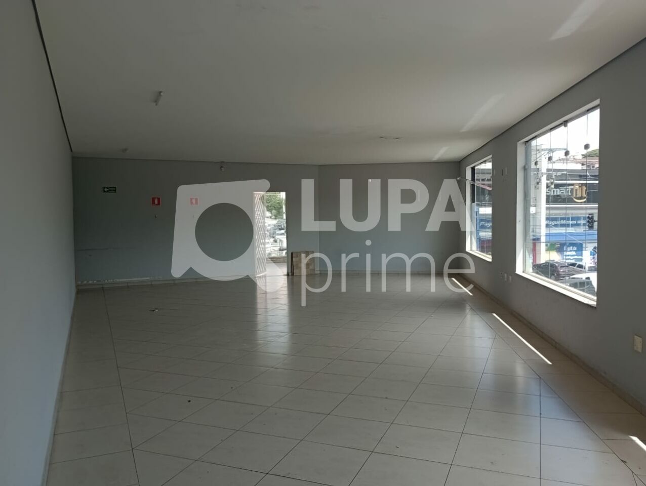 predio-locacao-sao-paulo-agua-fria-20vagas-900m2-LS43453