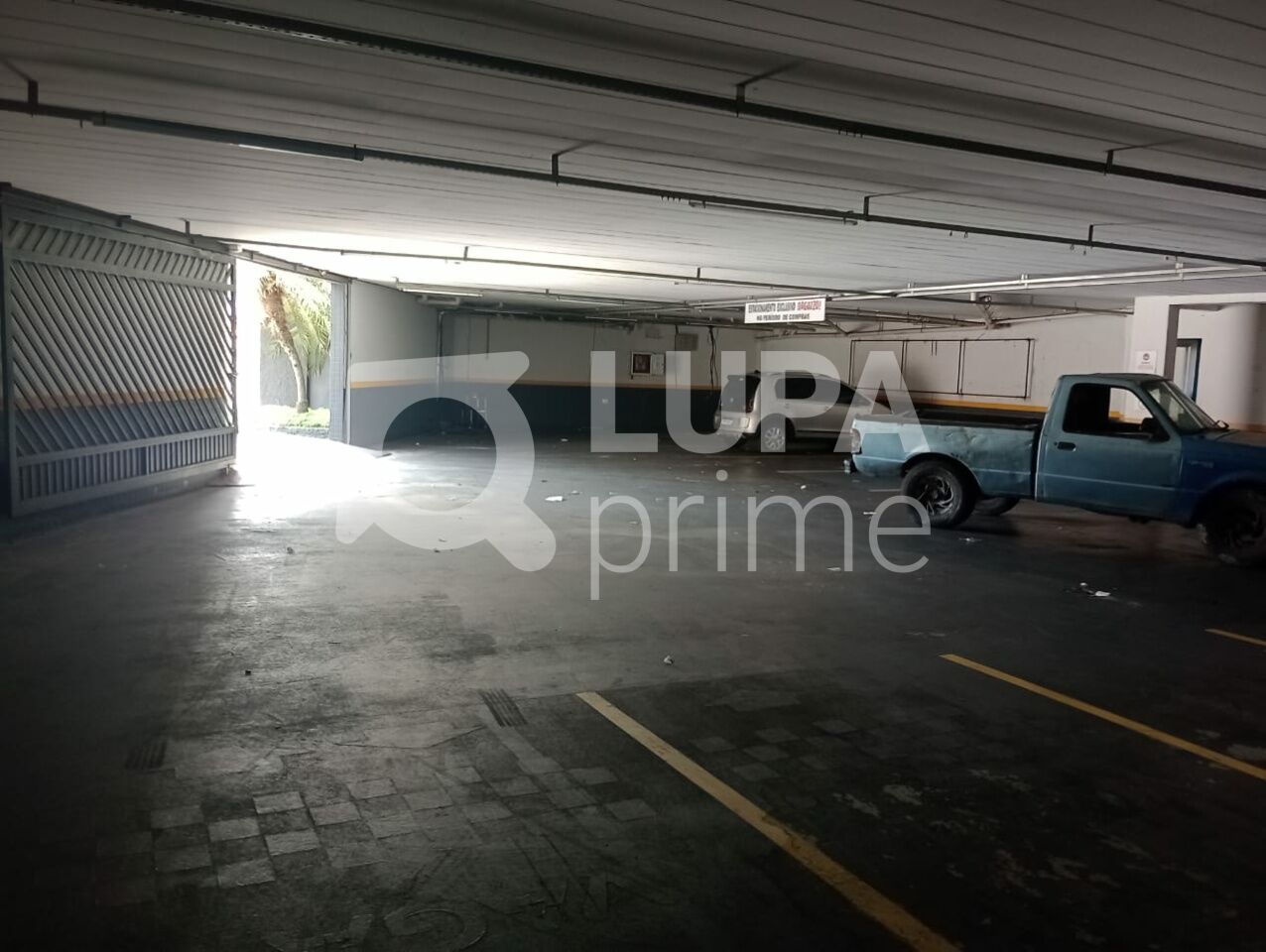 predio-locacao-sao-paulo-agua-fria-20vagas-900m2-LS43453