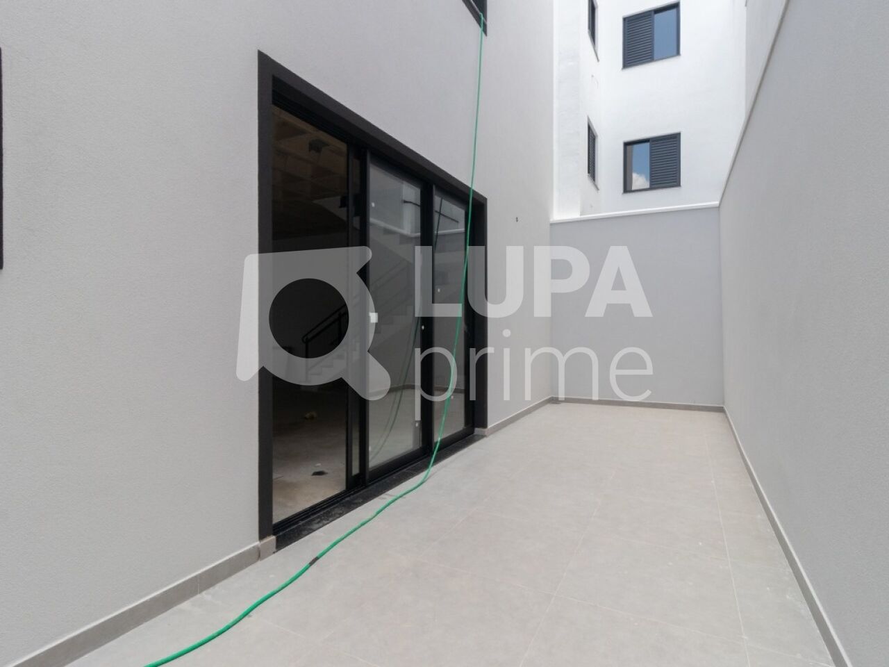 predio-locacao-sao-paulo-agua-fria-4vagas-400m2-LS43482