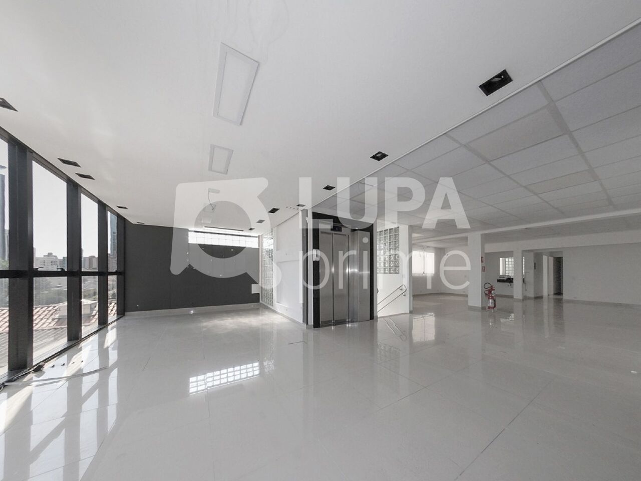 galpao-locacao-sao-paulo-santana-10vagas-650m2-LS43485
