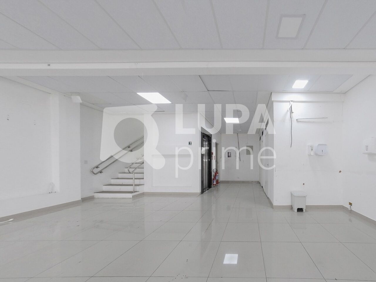 galpao-locacao-sao-paulo-santana-10vagas-650m2-LS43485