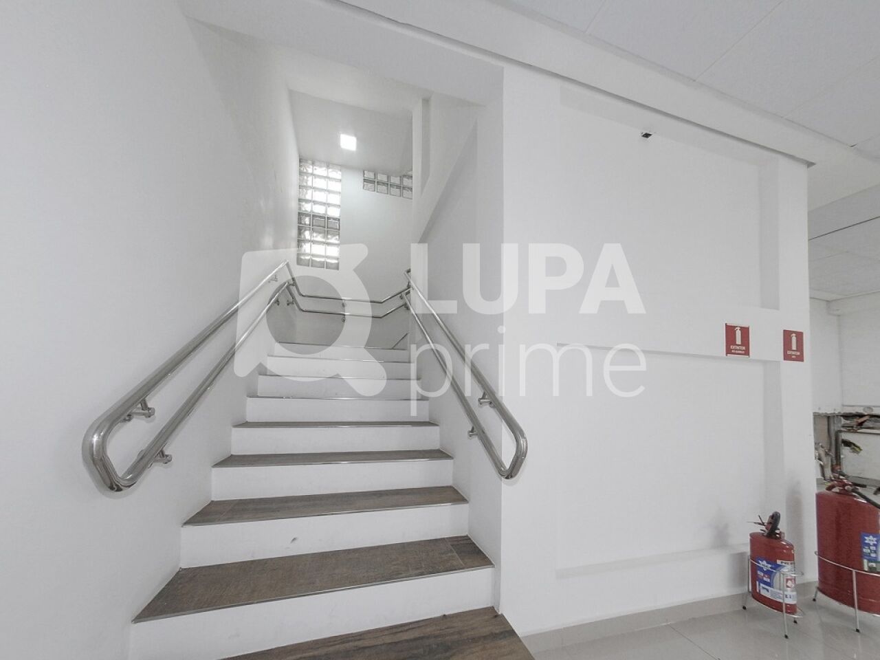 galpao-locacao-sao-paulo-santana-10vagas-650m2-LS43485