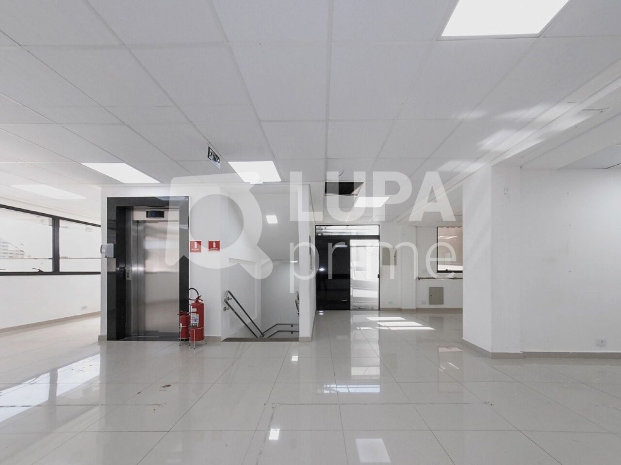galpao-locacao-sao-paulo-santana-10vagas-650m2-LS43485