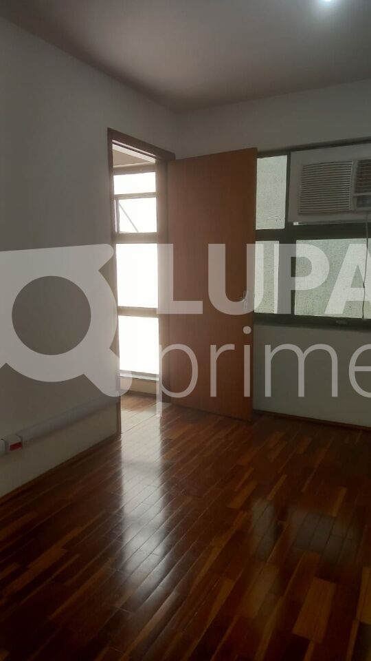 Prédio Inteiro para alugar, 400m² - Foto 26