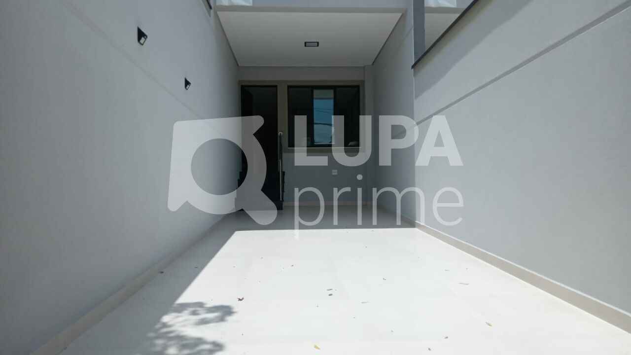 sobrado-venda-sao-paulo-vila-mariza-mazzei-3dormitorios-3suites-2vagas-165m2-LS43500