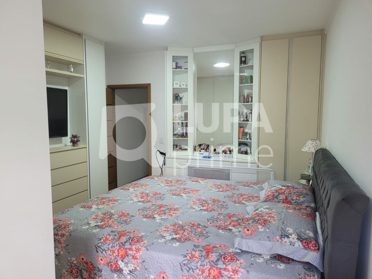 sobrado-venda-sao-paulo-vila-gustavo-3dormitorios-1suite-4vagas-150m2-LS43522