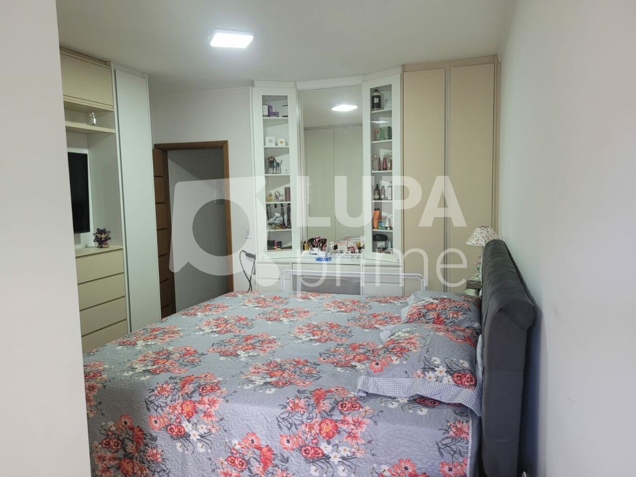 sobrado-venda-sao-paulo-vila-gustavo-3dormitorios-1suite-4vagas-150m2-LS43522