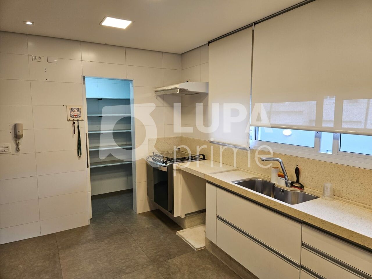 sobrado-venda-sao-paulo-agua-fria-4dormitorios-2suites-250m2-LS43590