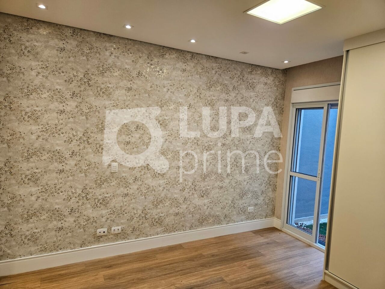 sobrado-venda-sao-paulo-agua-fria-4dormitorios-2suites-250m2-LS43590