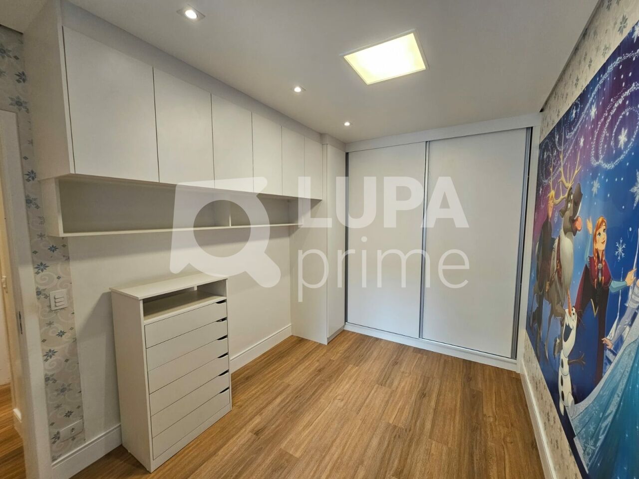 sobrado-venda-sao-paulo-agua-fria-4dormitorios-2suites-250m2-LS43590