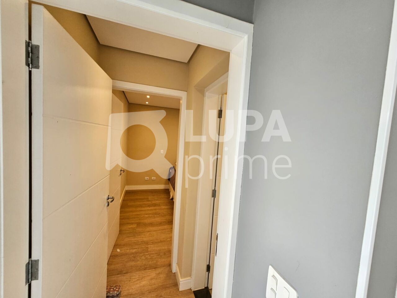 sobrado-venda-sao-paulo-agua-fria-4dormitorios-2suites-250m2-LS43590