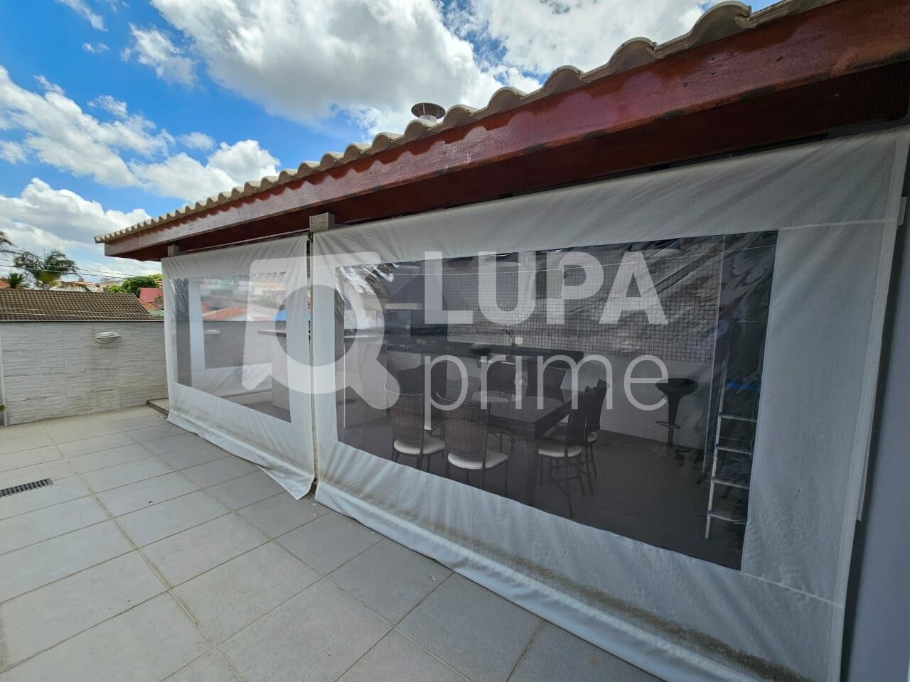 sobrado-venda-sao-paulo-agua-fria-4dormitorios-2suites-250m2-LS43590