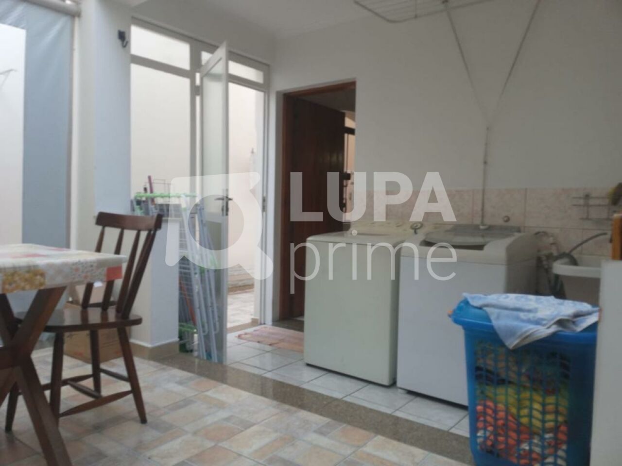 sobrado-venda-sao-paulo-jardim-carlu-3dormitorios-1suite-3vagas-196m2-LS43602