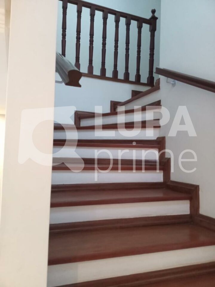 sobrado-venda-sao-paulo-jardim-carlu-3dormitorios-1suite-3vagas-196m2-LS43602