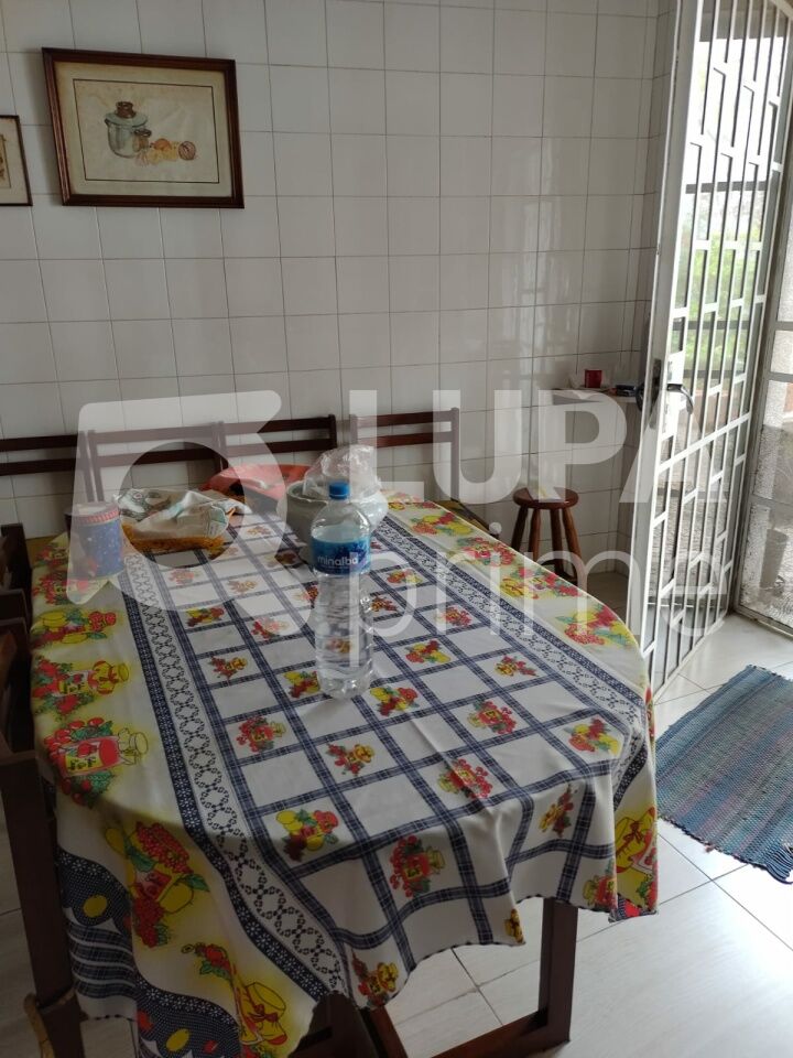 sobrado-venda-sao-paulo-jardim-sao-paulo-3dormitorios-1suite-2vagas-242m2-LS43630