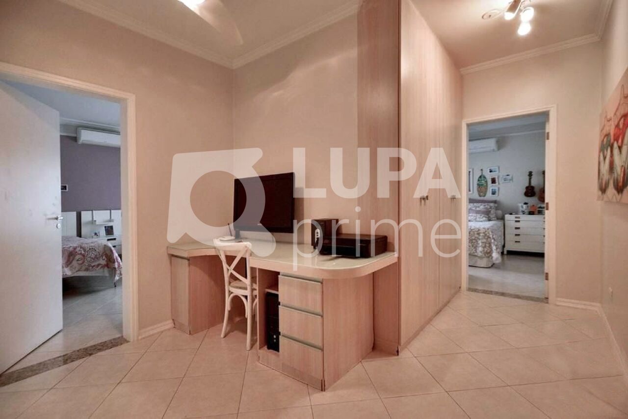 sobrado-venda-sao-paulo-vila-aurora-zona-norte-3dormitorios-3suites-3vagas-230m2-LS43663