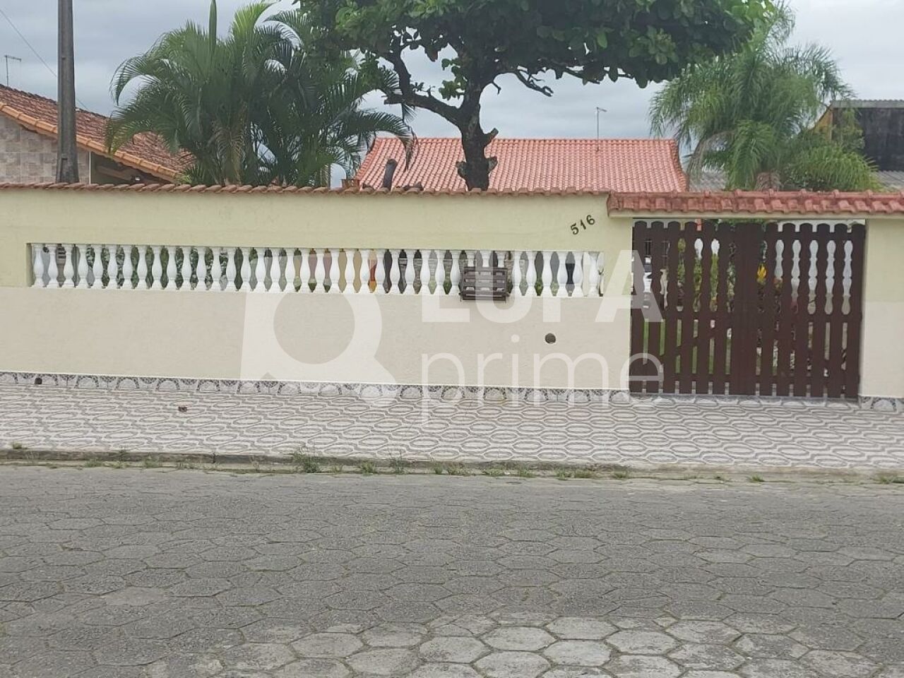 Casa, 2 quartos, 200 m² - Foto 1
