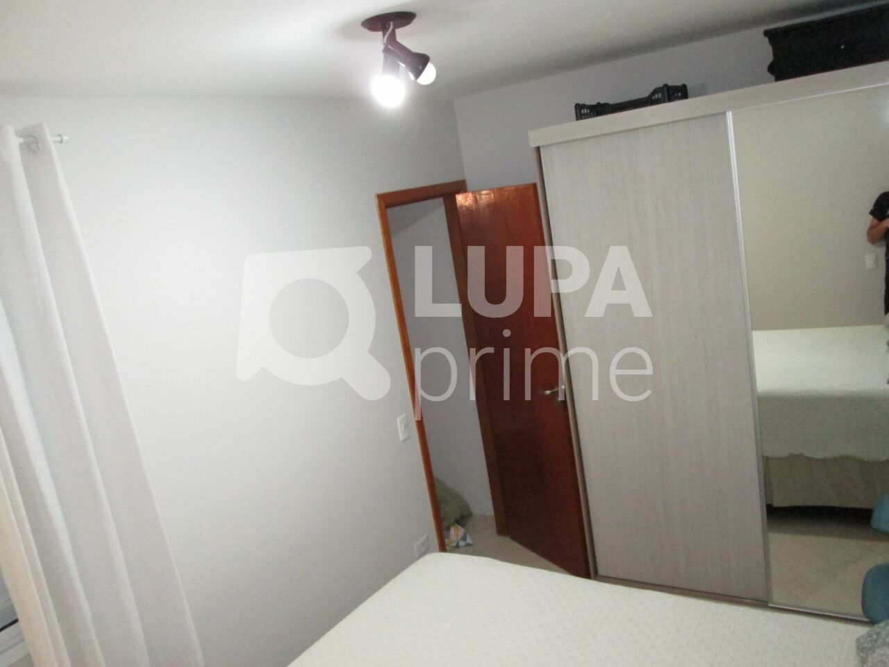 sobrado-venda-sao-paulo-vila-rosa-3dormitorios-1suite-3vagas-101m2-LS43710