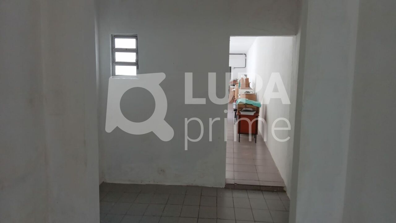 predio-venda-sao-paulo-vila-vitorio-mazzei-3vagas-240m2-LS43733