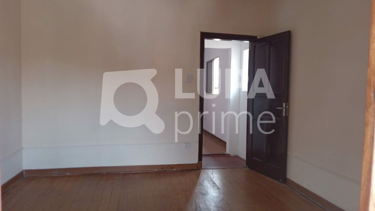 predio-venda-sao-paulo-vila-vitorio-mazzei-3vagas-240m2-LS43733