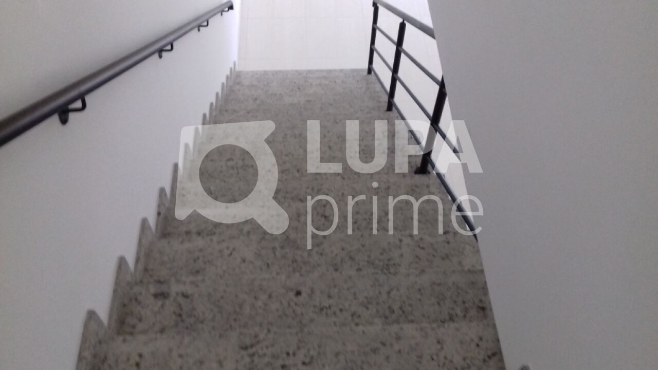 Prédio Inteiro à venda, 200m² - Foto 11