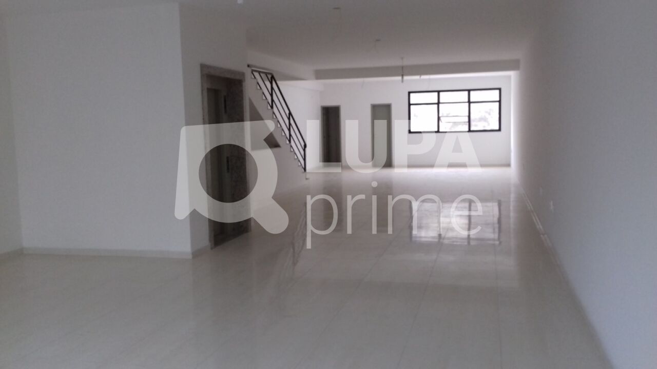Prédio Inteiro à venda, 200m² - Foto 4
