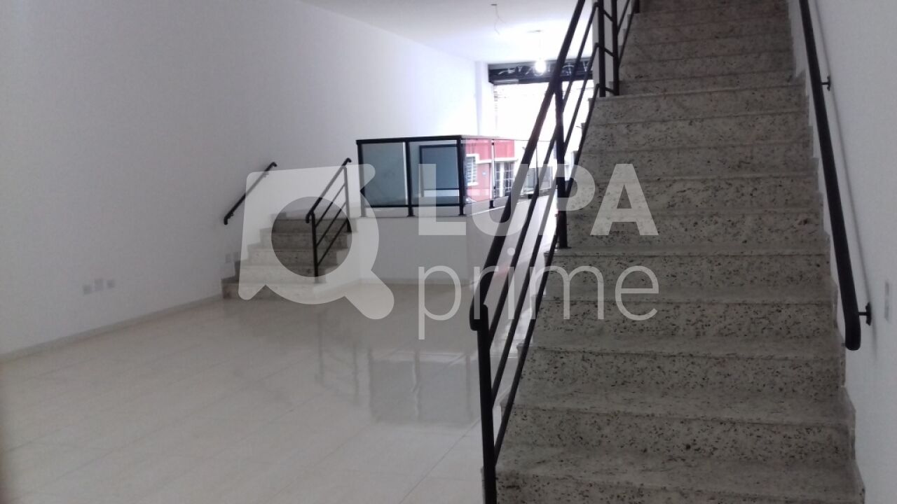 Prédio Inteiro à venda, 200m² - Foto 5