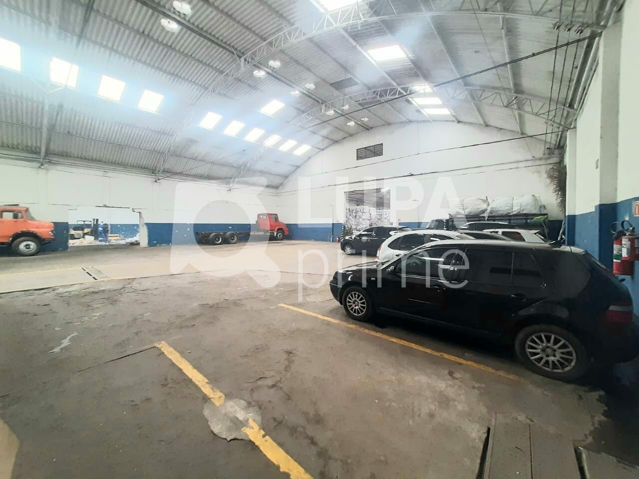 galpao-venda-sao-paulo-vila-guilherme-20vagas-2400m2-LS43745