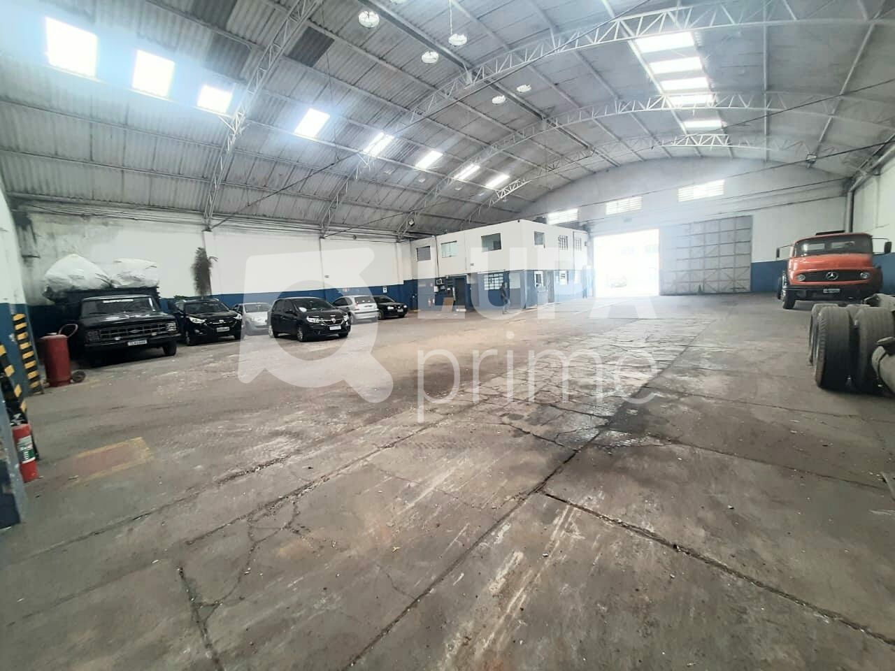 galpao-venda-sao-paulo-vila-guilherme-20vagas-2400m2-LS43745