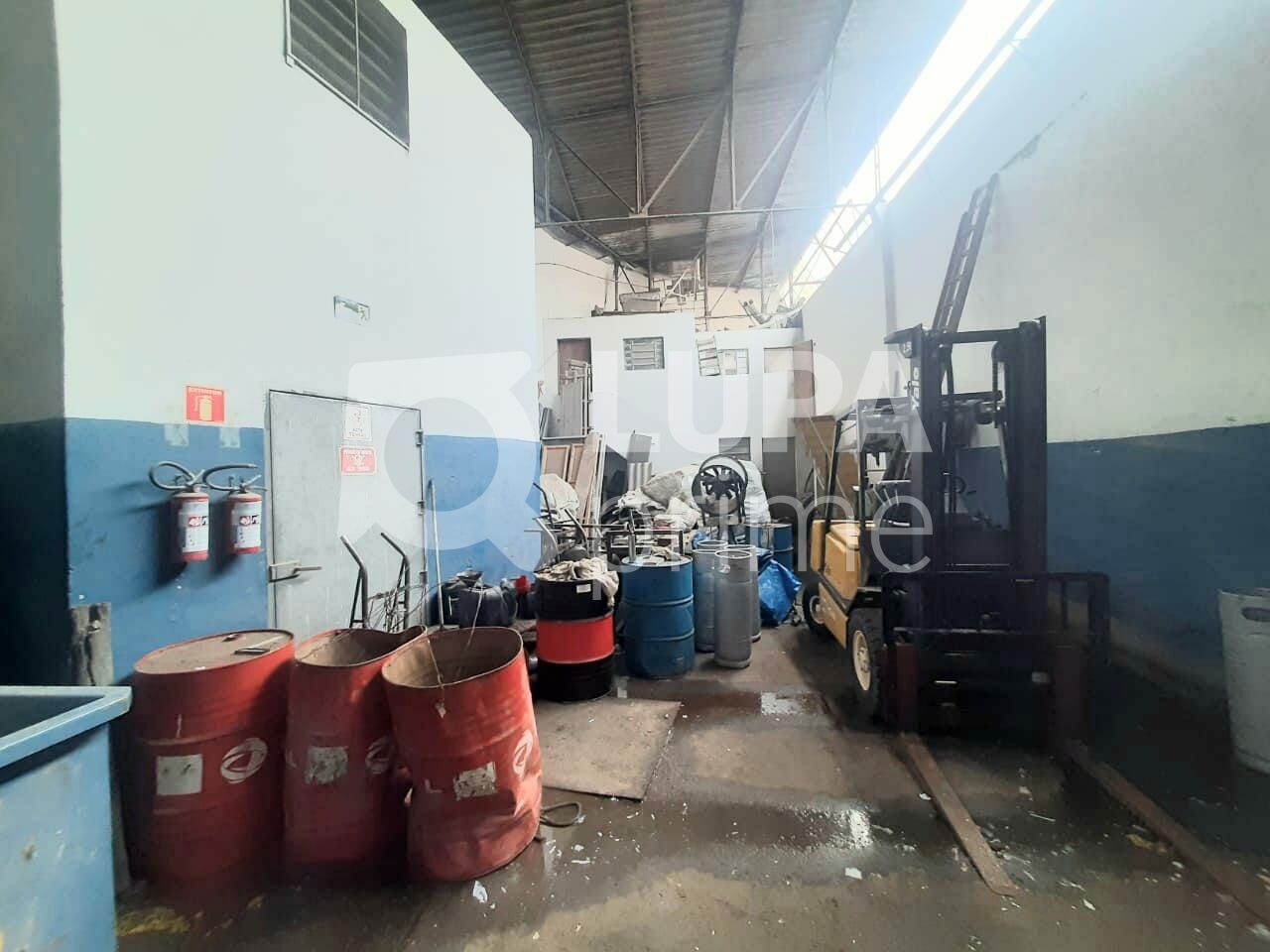 galpao-venda-sao-paulo-vila-guilherme-20vagas-2400m2-LS43745