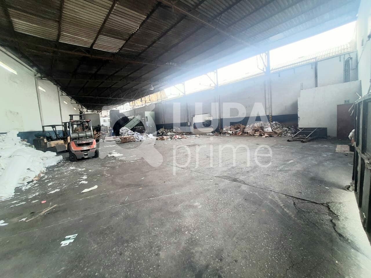 galpao-venda-sao-paulo-vila-guilherme-20vagas-2400m2-LS43745
