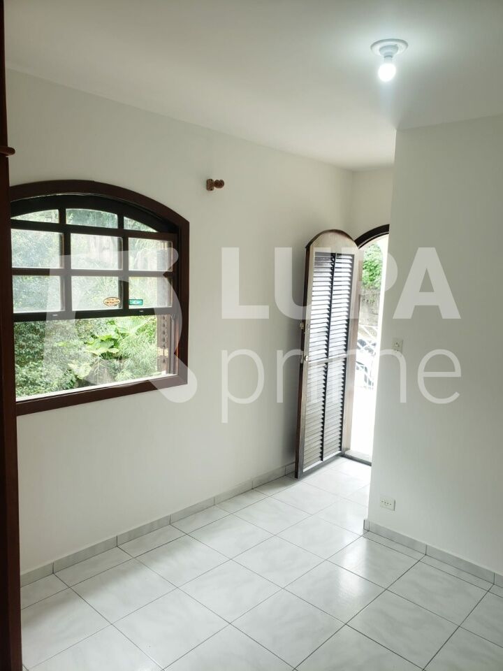 sobrado-venda-sao-paulo-vila-irmaos-arnoni-4dormitorios-1suite-8vagas-290m2-LS43773