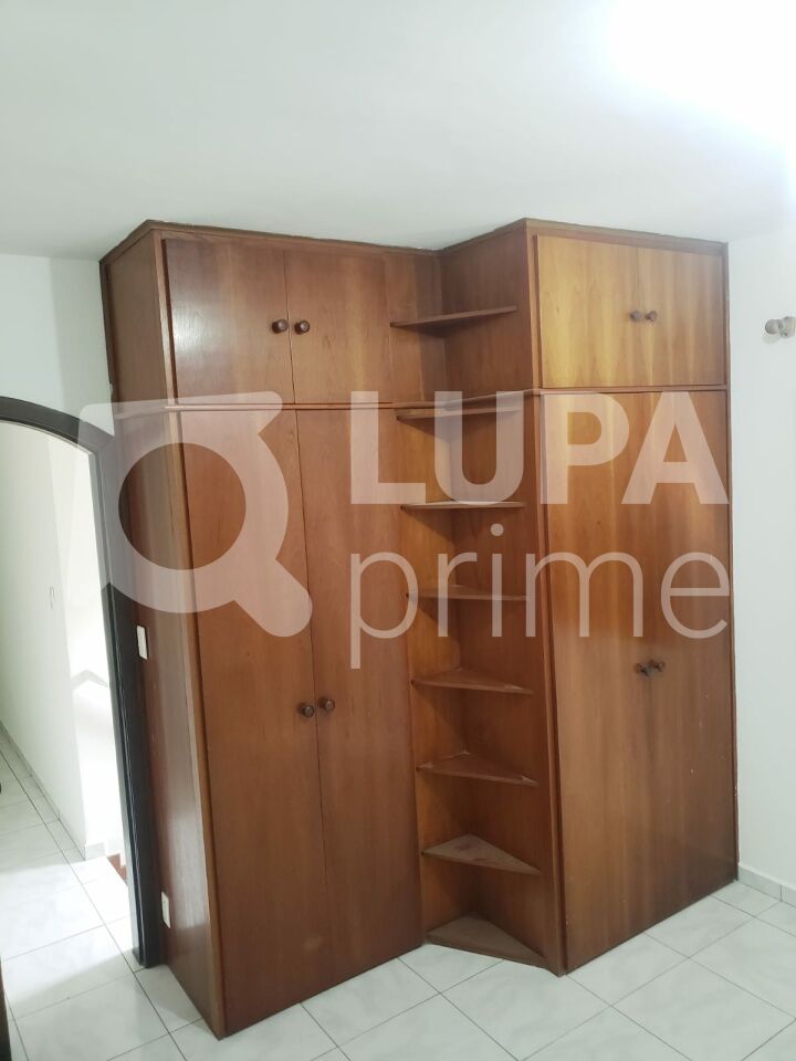 sobrado-venda-sao-paulo-vila-irmaos-arnoni-4dormitorios-1suite-8vagas-290m2-LS43773