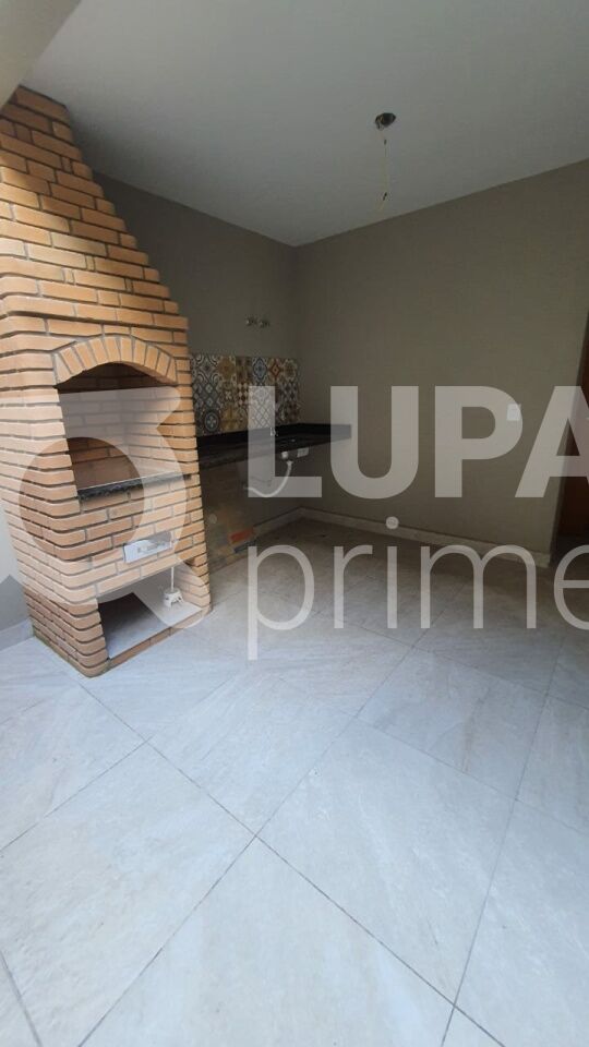 sobrado-venda-sao-paulo-parque-vitoria-3dormitorios-1suite-2vagas-120m2-LS43800