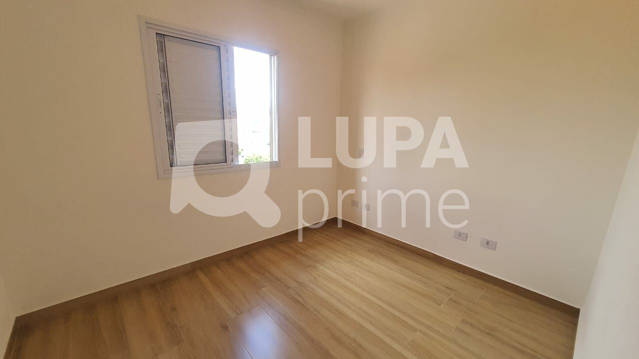 sobrado-venda-sao-paulo-parque-vitoria-3dormitorios-1suite-2vagas-120m2-LS43801