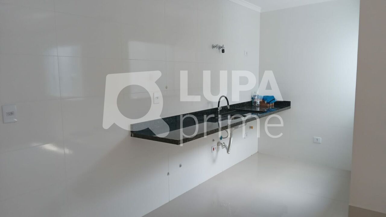 sobrado-venda-sao-paulo-parque-vitoria-3dormitorios-3suites-2vagas-140m2-LS43806