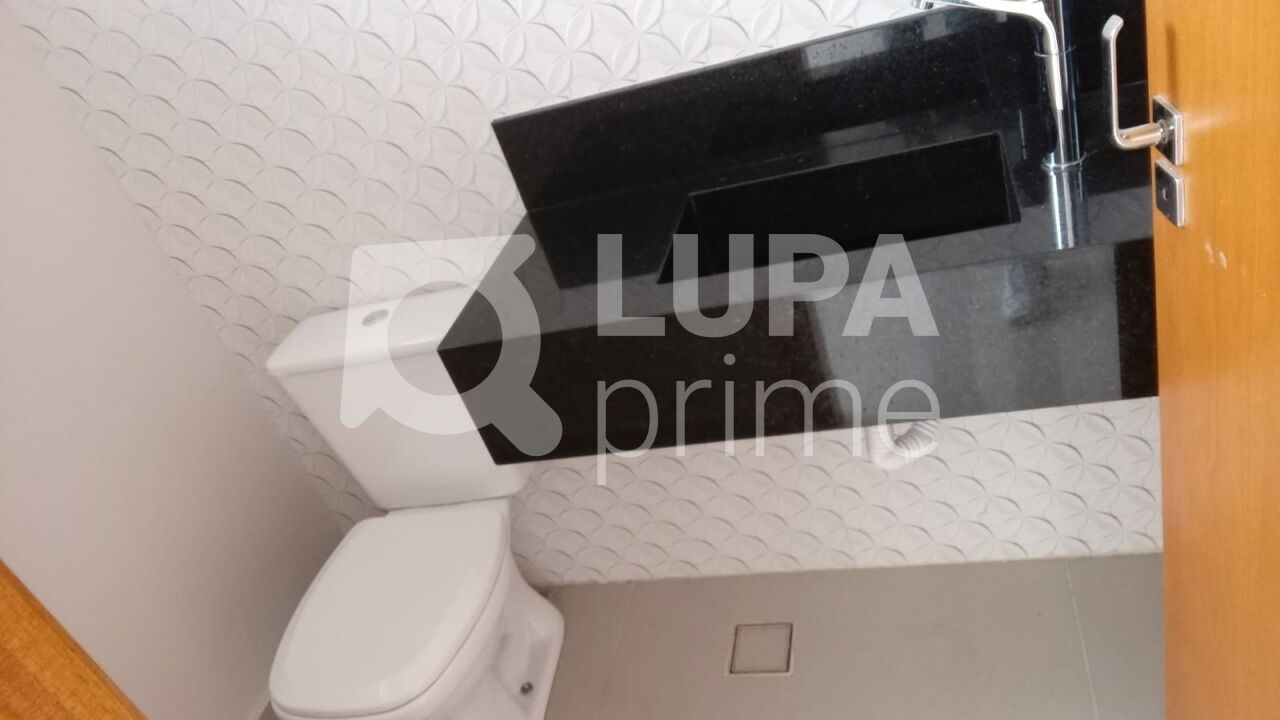 sobrado-venda-sao-paulo-parque-vitoria-3dormitorios-3suites-2vagas-140m2-LS43806