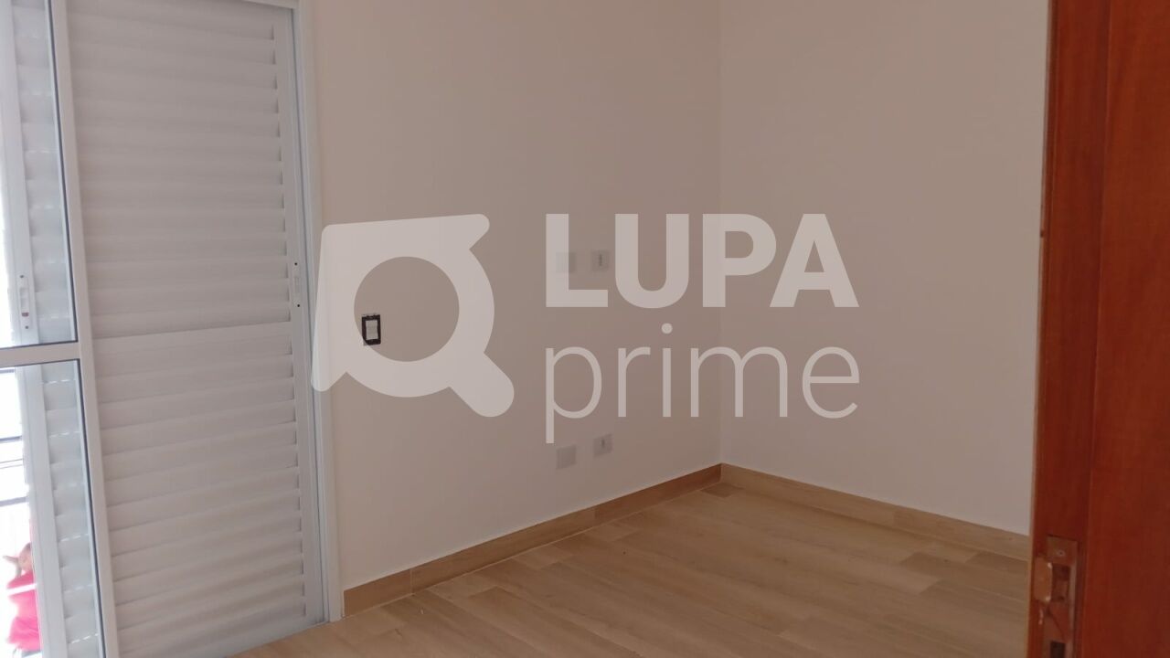 sobrado-venda-sao-paulo-parque-vitoria-3dormitorios-3suites-2vagas-140m2-LS43806