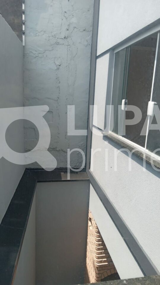 sobrado-venda-sao-paulo-parque-vitoria-3dormitorios-3suites-2vagas-140m2-LS43806