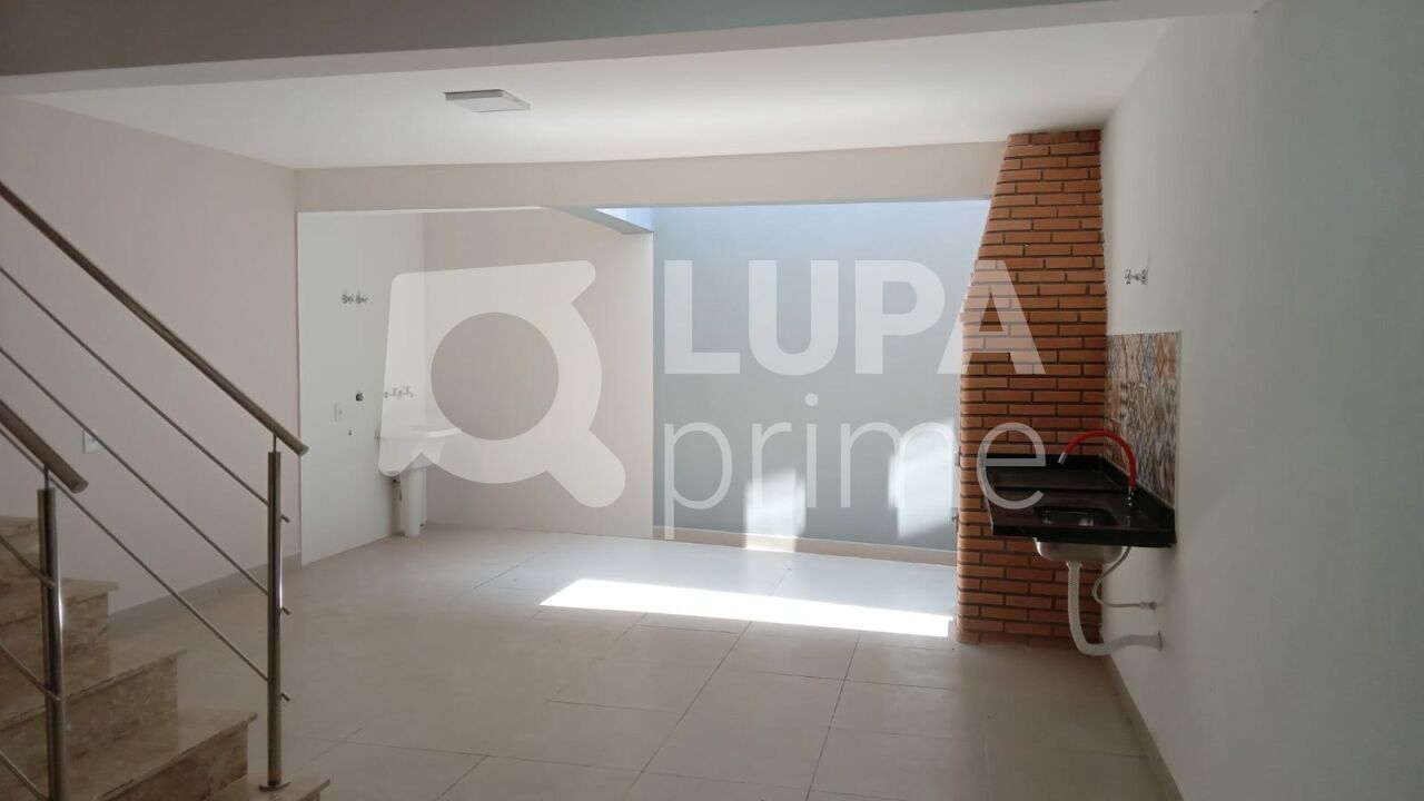 sobrado-venda-sao-paulo-parque-vitoria-3dormitorios-3suites-2vagas-140m2-LS43806