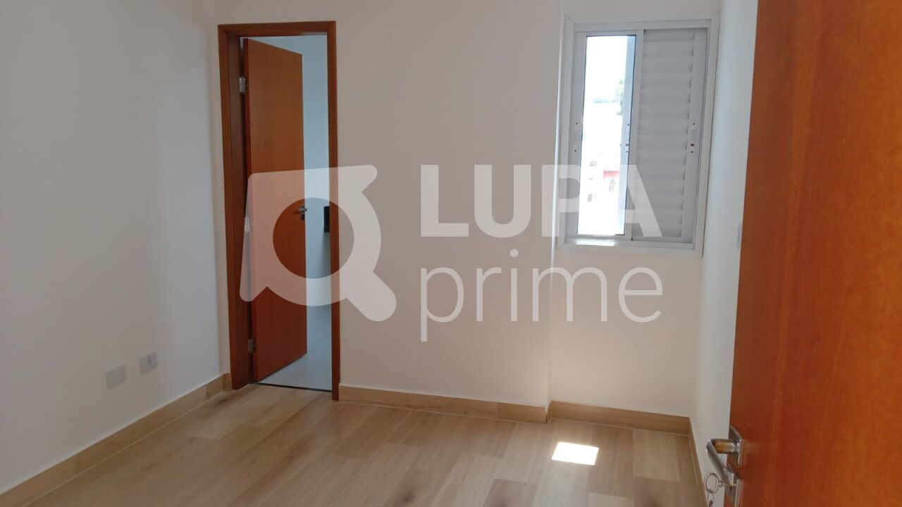 sobrado-venda-sao-paulo-parque-vitoria-3dormitorios-3suites-2vagas-140m2-LS43806